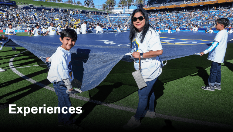 Experiences tile